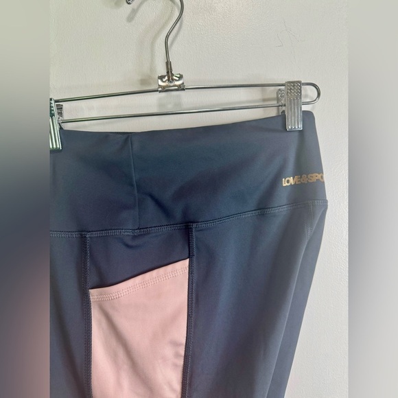 Love & Sports Leggings with side pockets ~ Size M - Picture 4 of 4